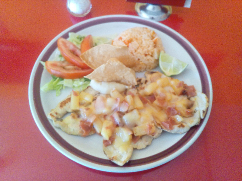 Pechuga Hawaiana